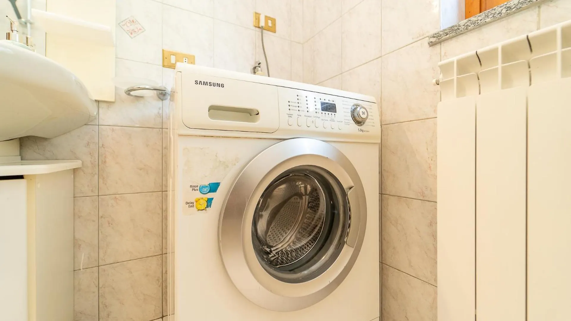 Apartamento Casa Con Parcheggio, Piscina Giardino, Barbecue Sala Comacina Italia