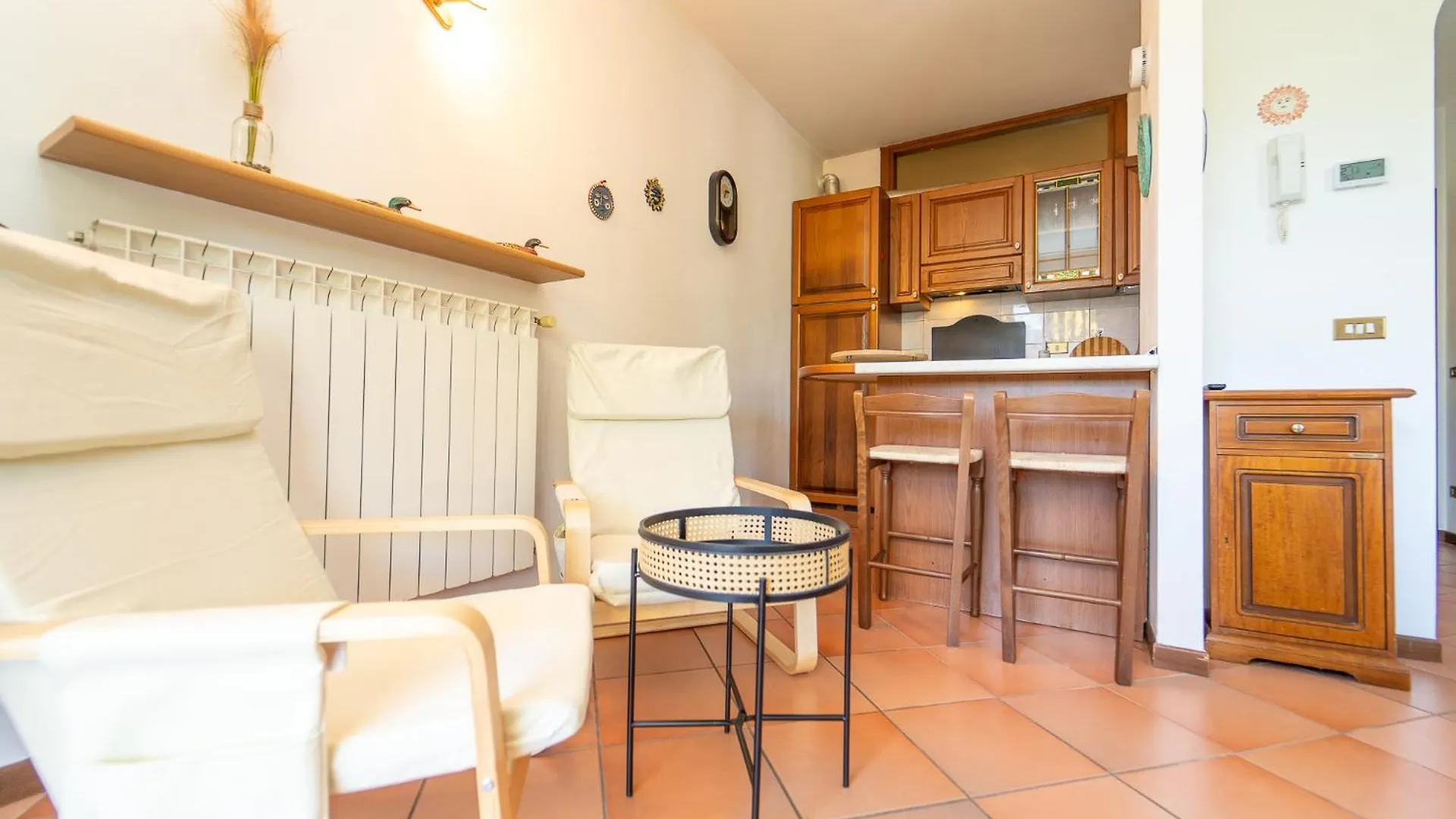 Apartamento Casa Con Parcheggio, Piscina Giardino, Barbecue Sala Comacina