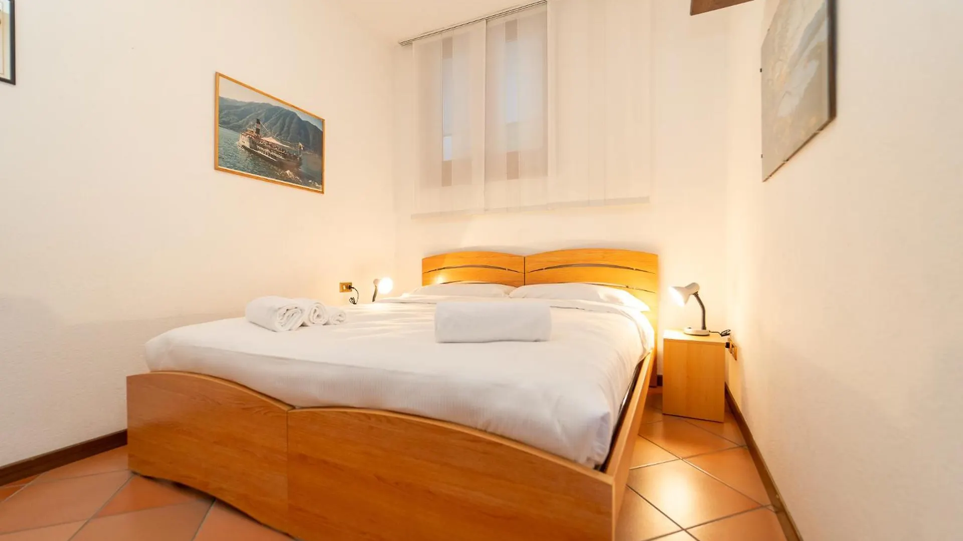 Apartamento Casa Con Parcheggio, Piscina Giardino, Barbecue Sala Comacina